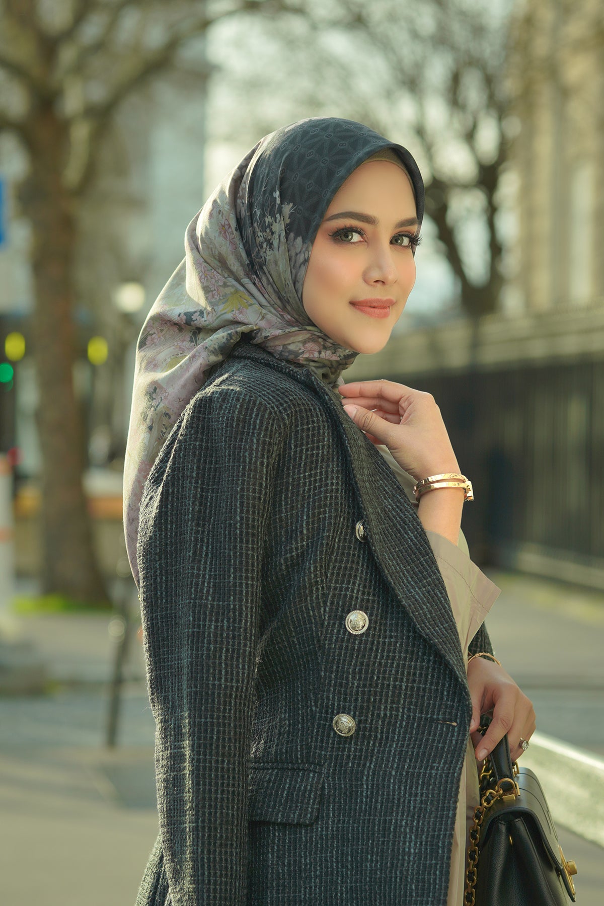 The Parisian Square - Bonne Nuit