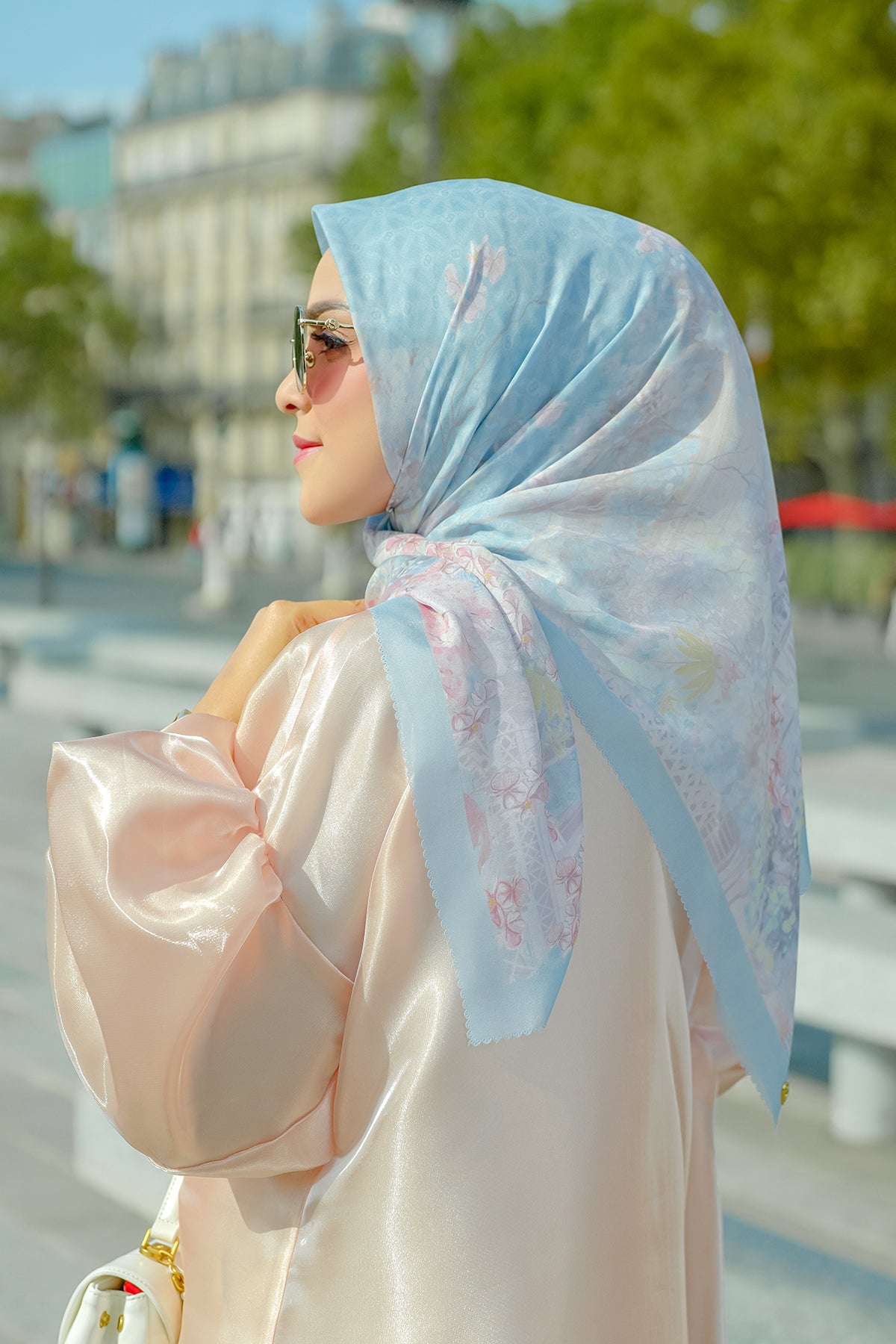 The Parisian Square - Ciel