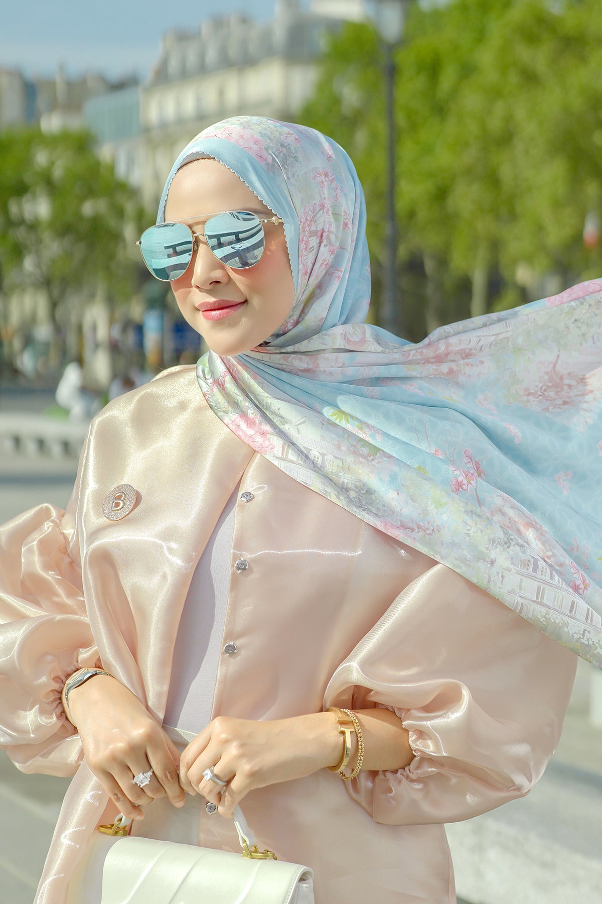 The Parisian Satin Shawl - Ciel