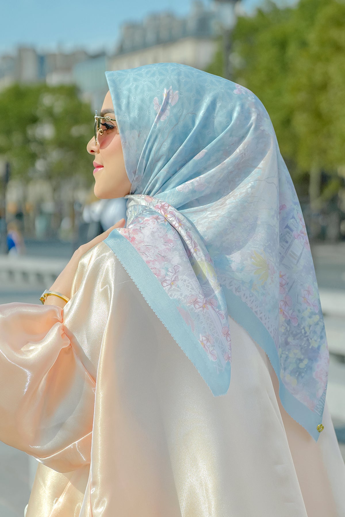 The Parisian Square - Ciel