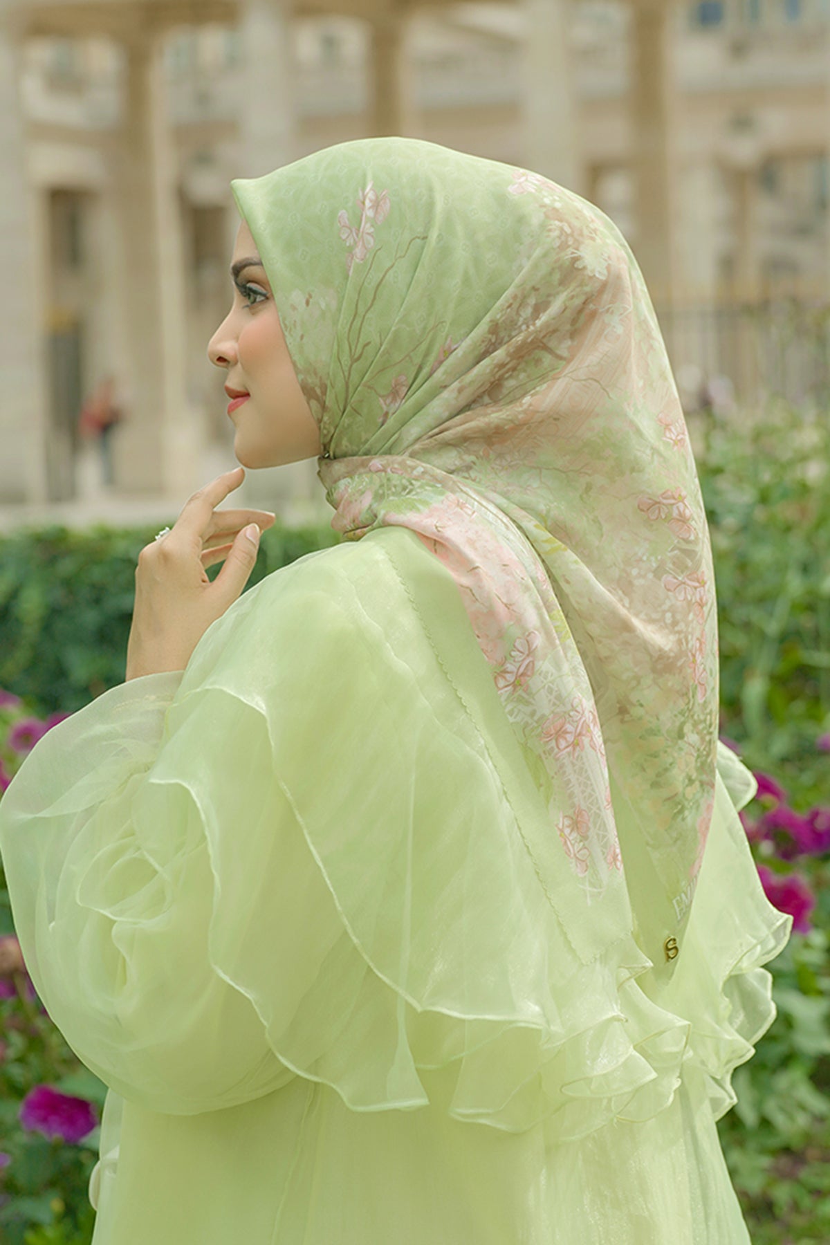 The Parisian Square - Gazon