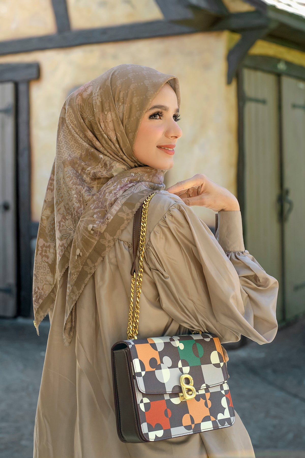 The Dream Park Square - Cinnamon