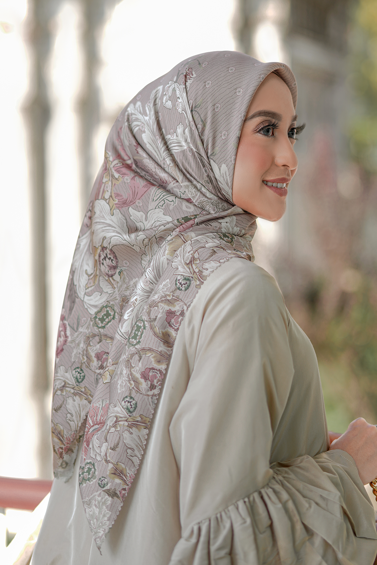 Royale Saten Kare - Haki