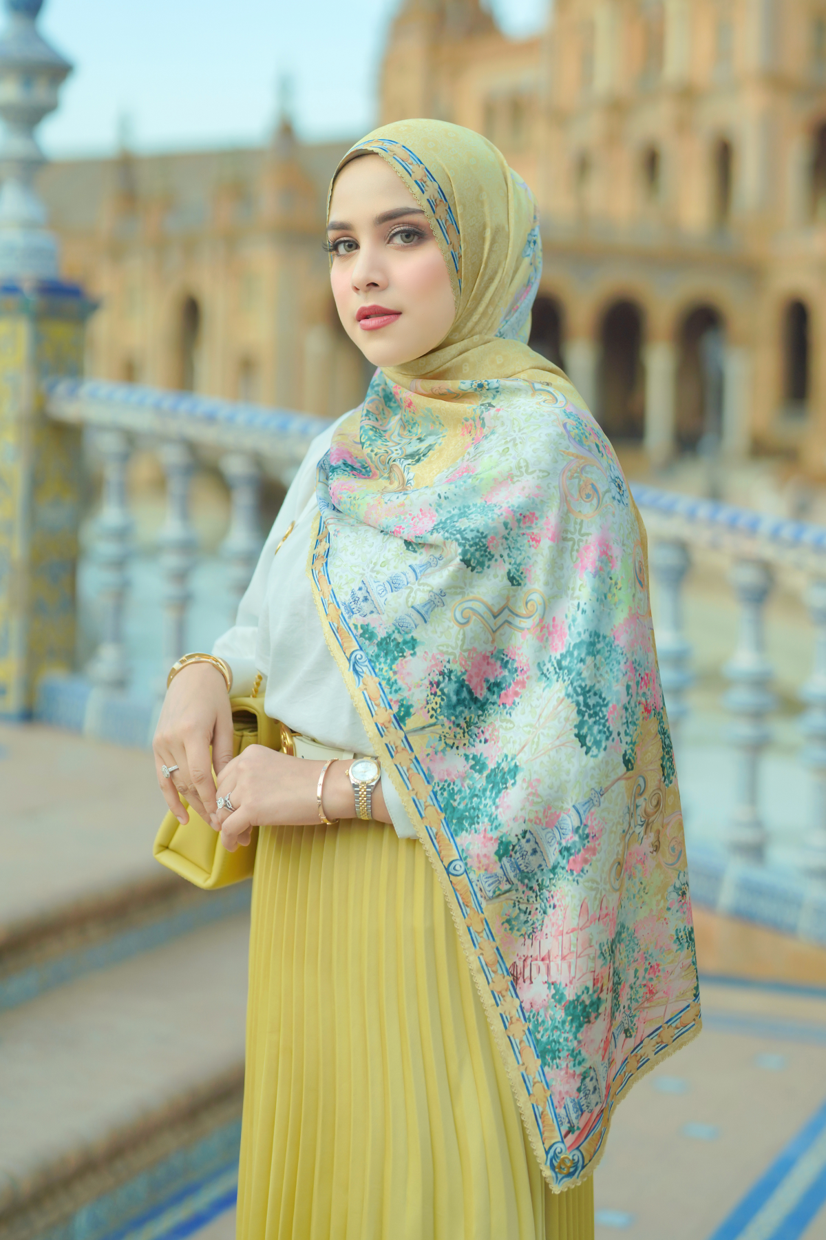 The Sevilla Satin Shawl - Amarilla