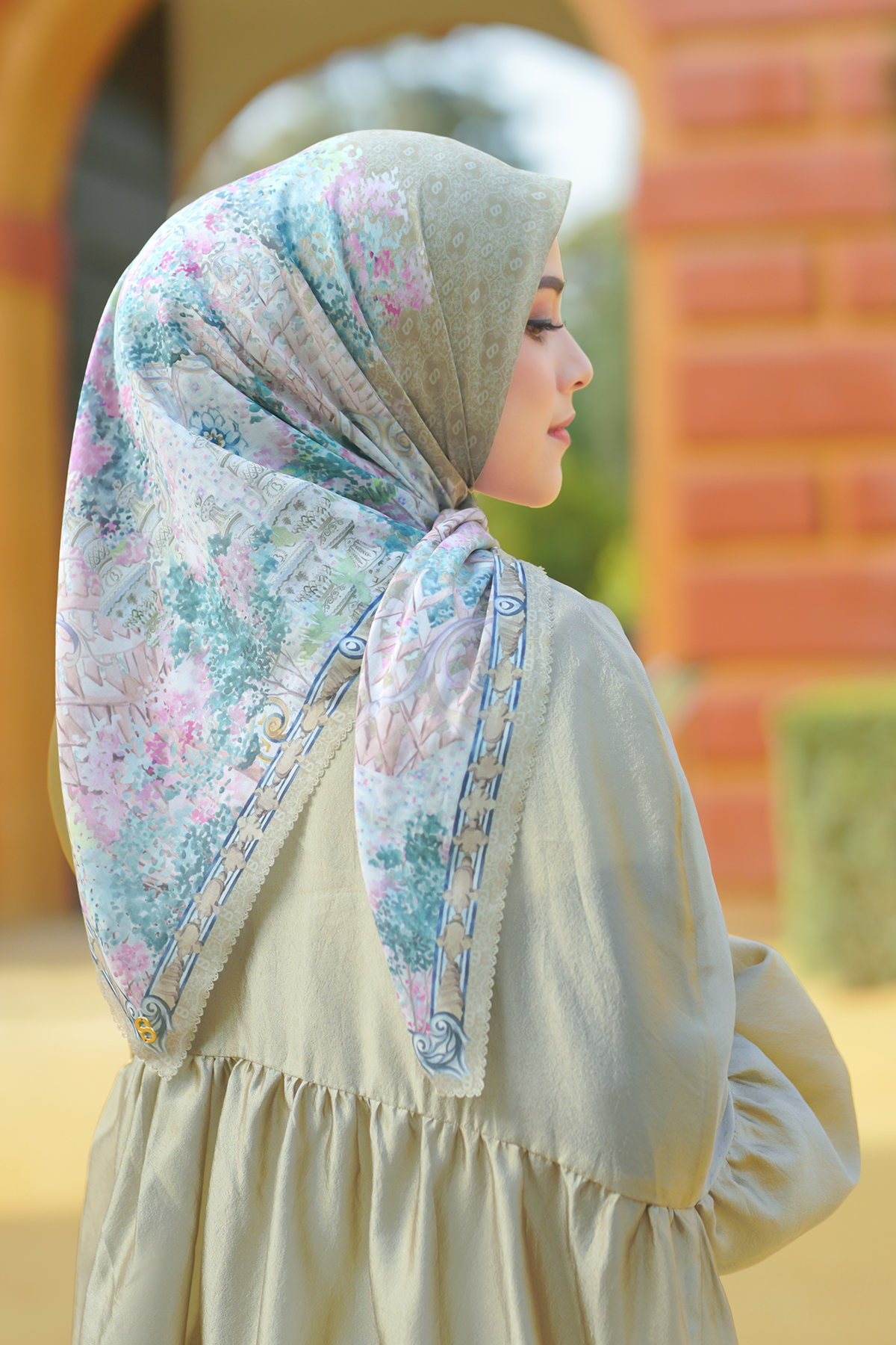 The Sevilla Square - Khaki