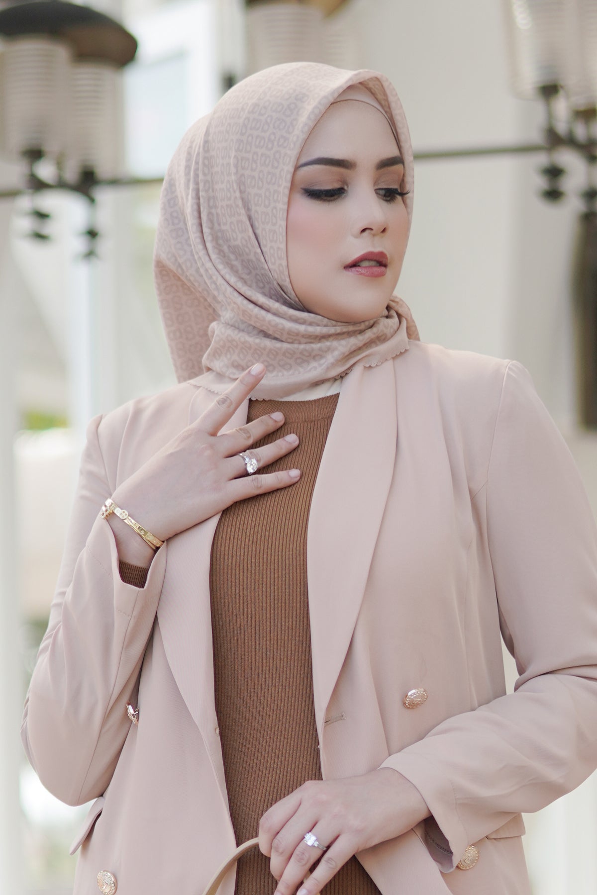 The Tapis Square - Butter