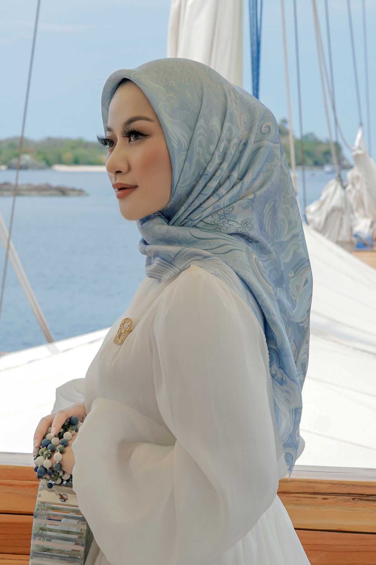 The Wave Satin Square in Lagoon