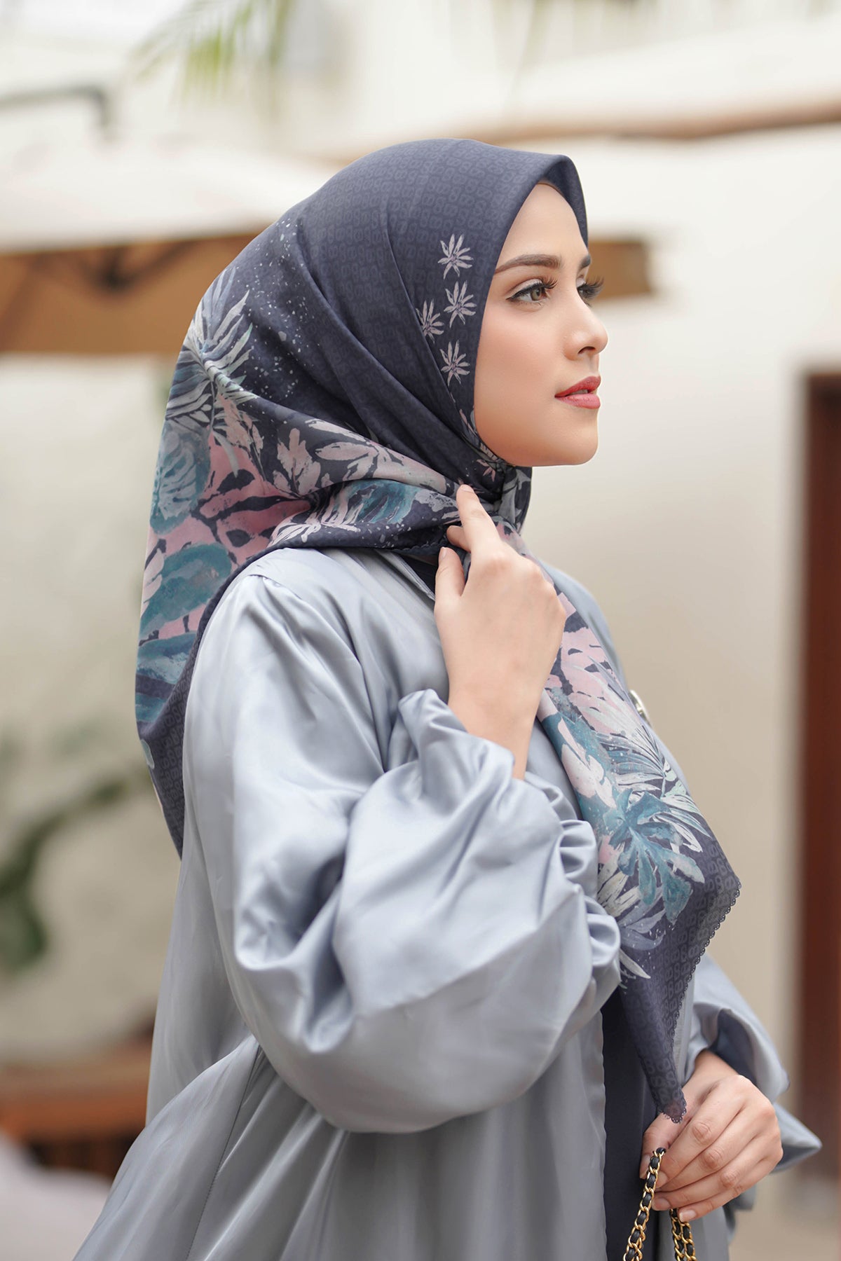 Tropicale Extended Voile Square - Viola