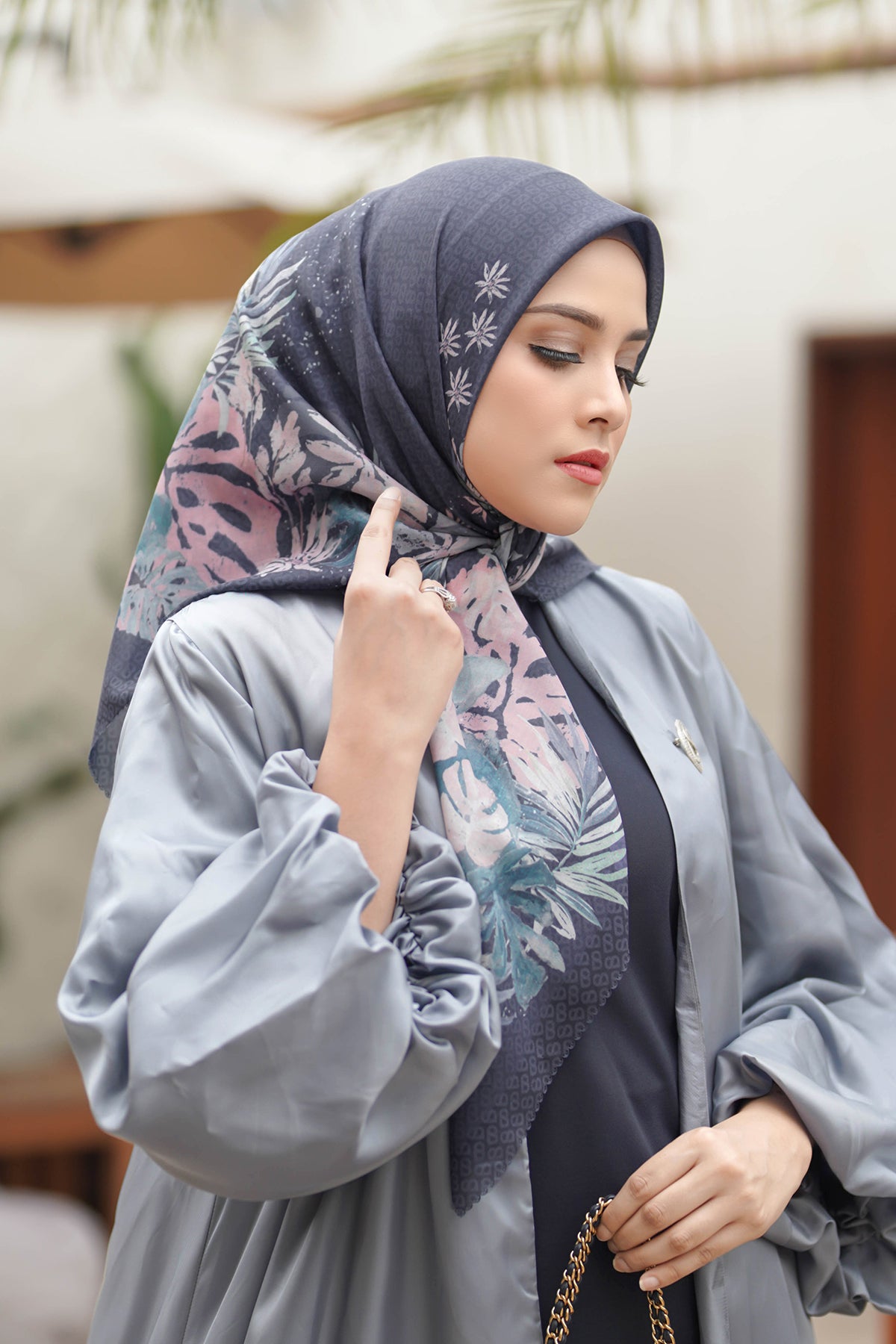 Tropicale Extended Voile Square - Viola