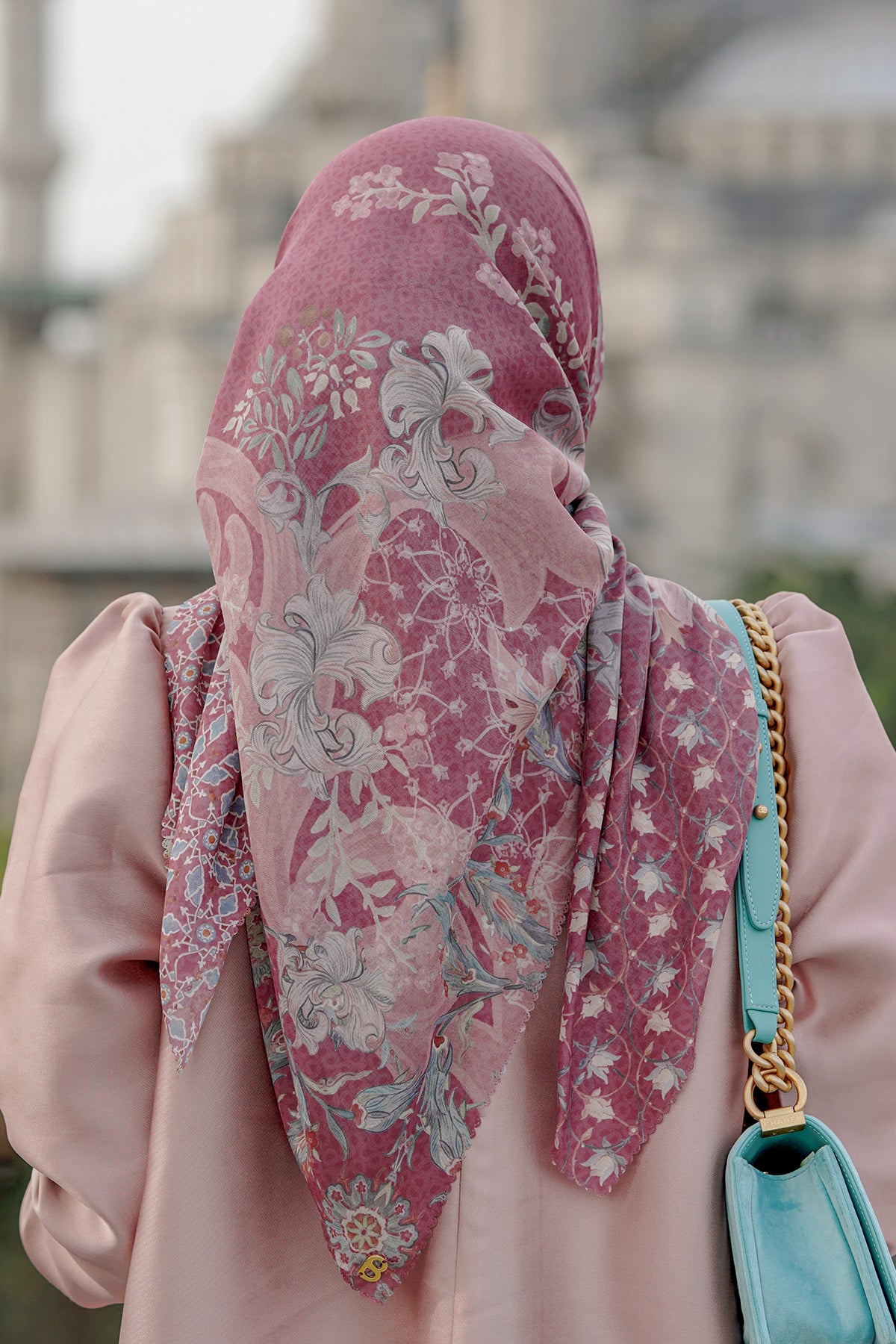 The Topkapi Voal Square - Raspberry