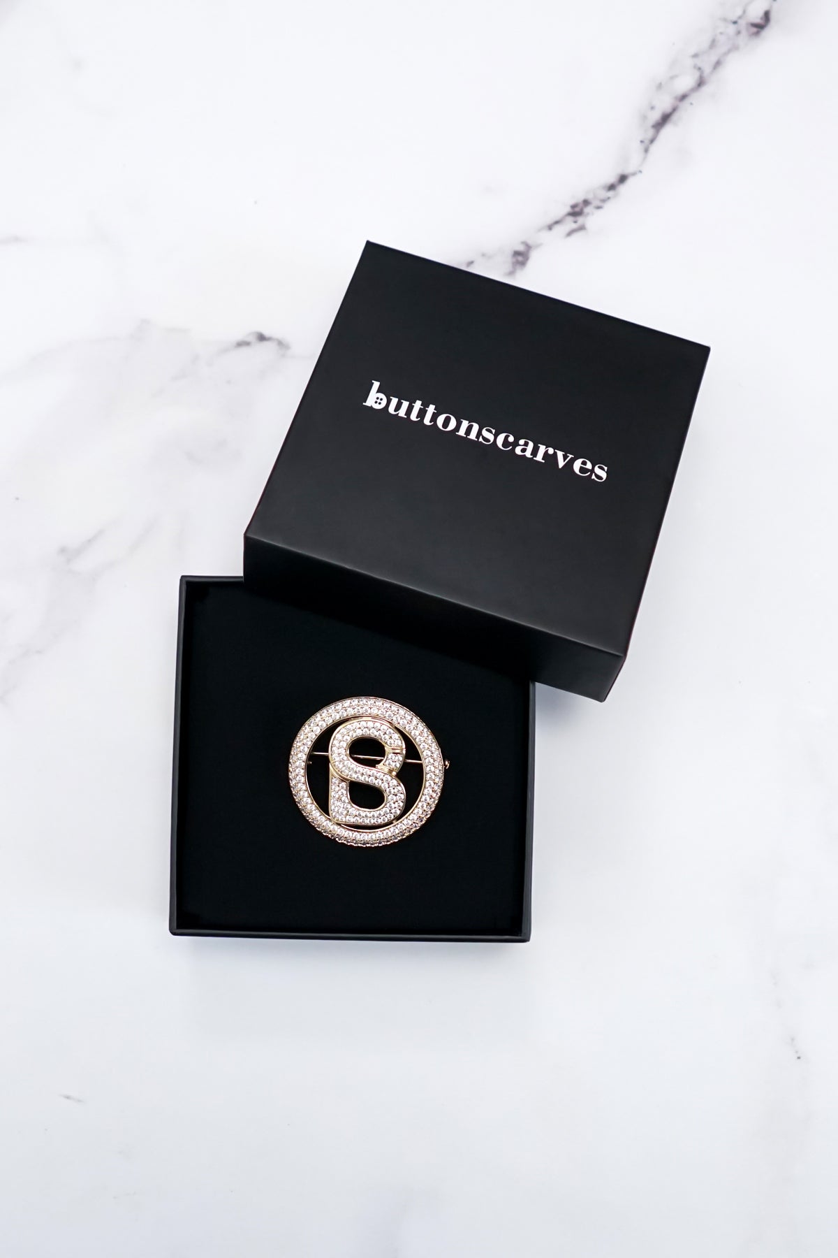 Round Crystal Brooch - Gold