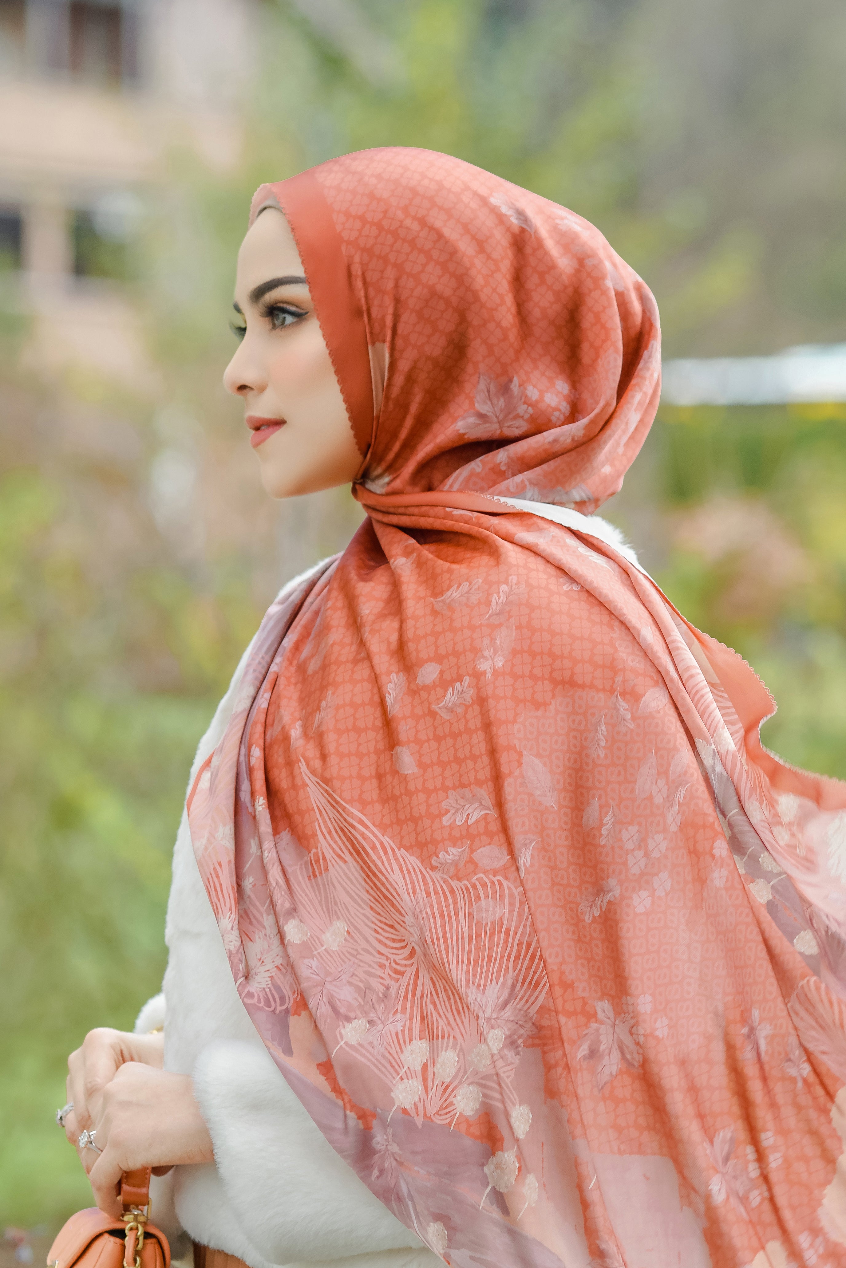 Iseltwald Saten Şal - Amber