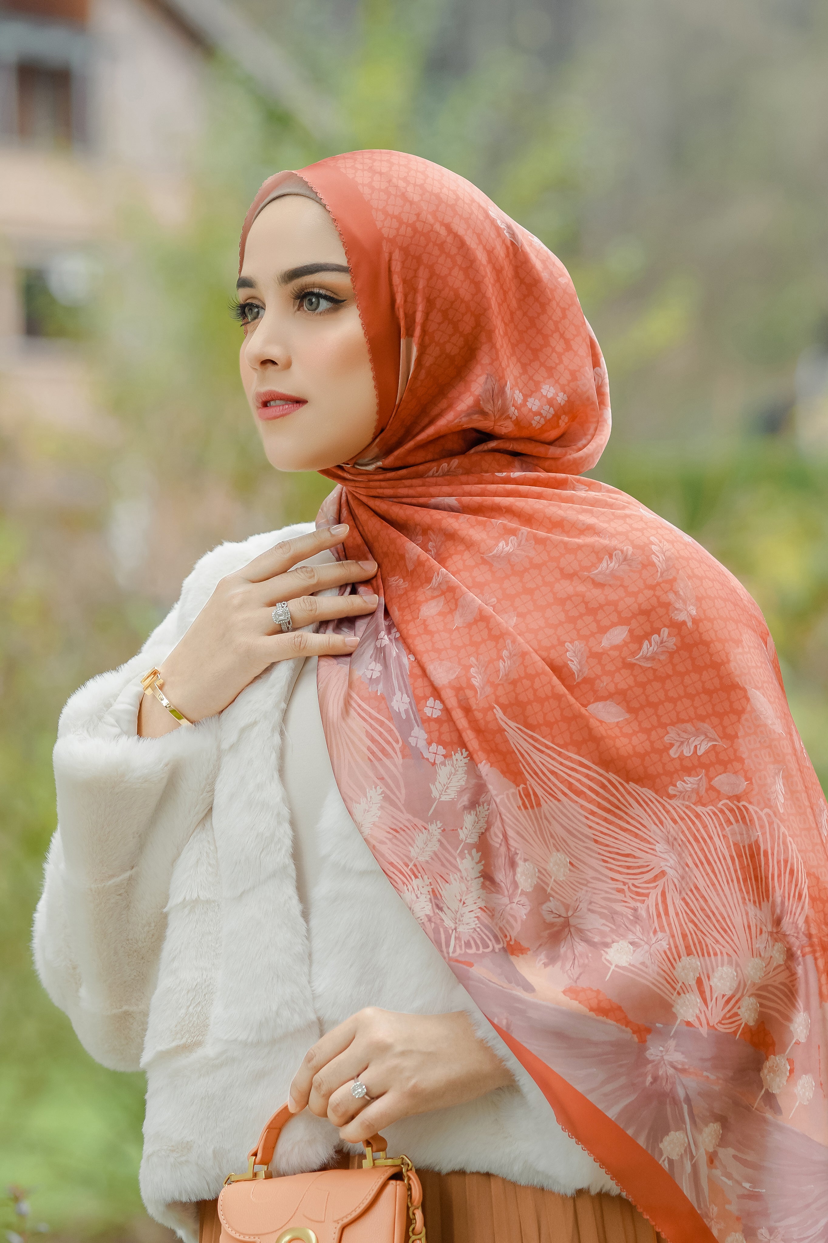 Iseltwald Saten Şal - Amber