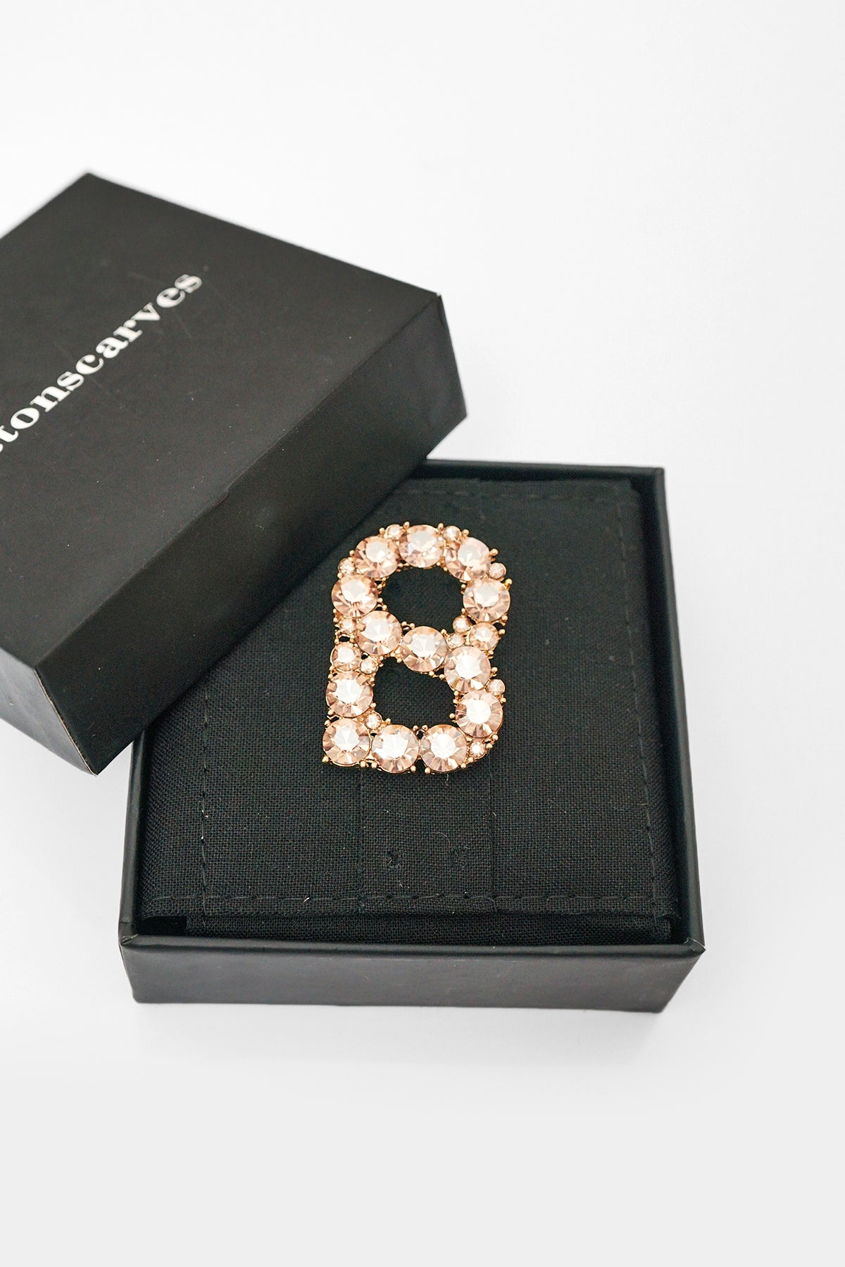 Orlin Brooch - Golden