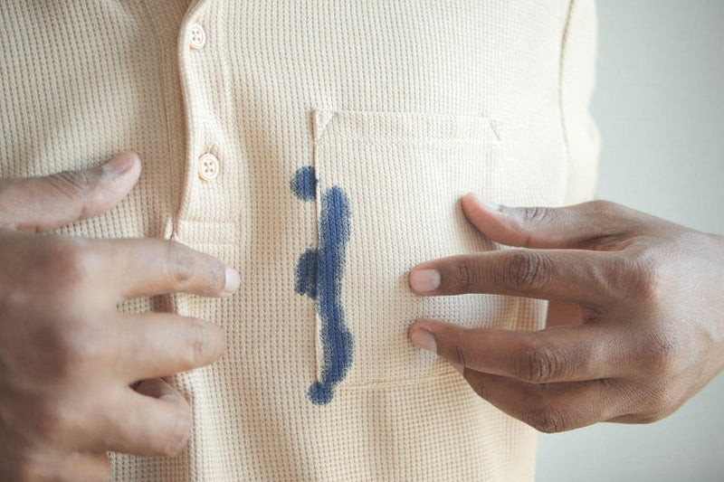 Cara Menghilangkan Noda Tinta di Baju, Mudah dan Praktis!