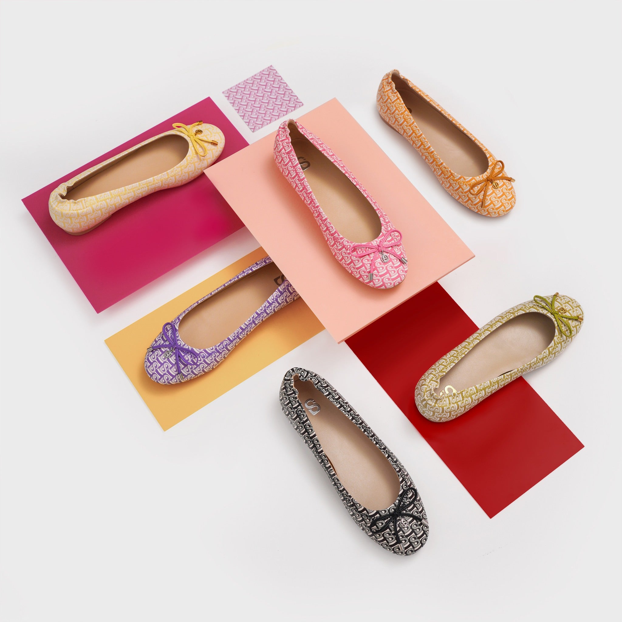 Bimu Flat Shoes Buttonscarves