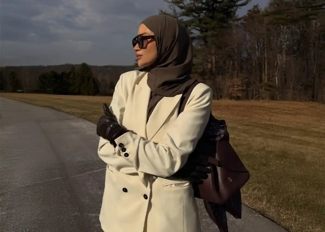 Baju Beige Cocok dengan Jilbab Warna Apa