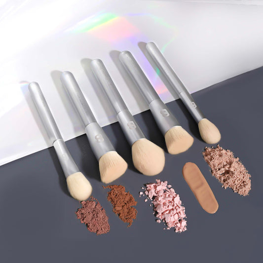 Buttonscarves Beauty: Everyday Brush Set