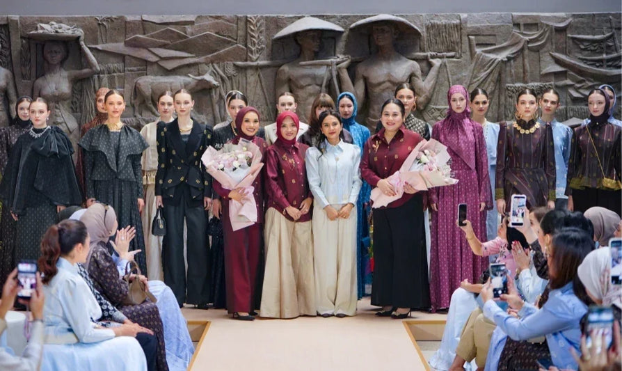 IN COLLABORATION WITH SARINAH: SONGKET COLLECTION