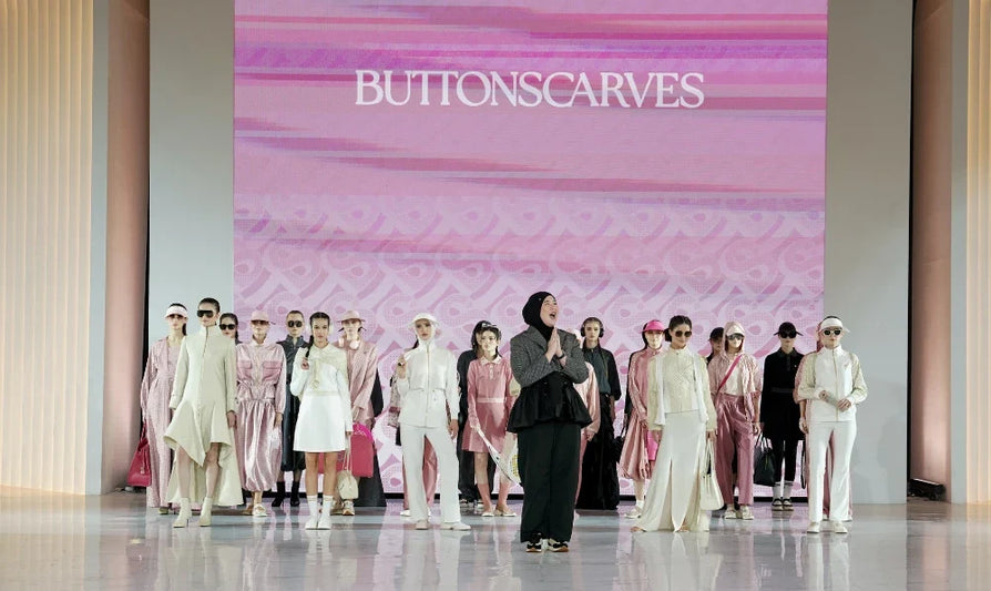 Buttonscarves at Fashion Nation XX