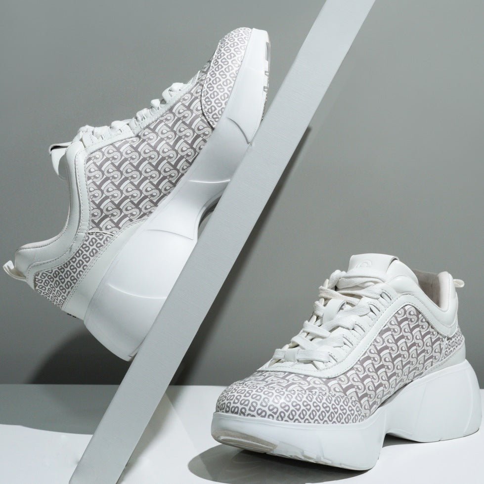 Cara Merawat Sneakers 