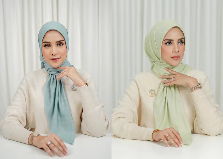 Koleksi Jilbab Motif Monogram Buttonscarves, Mana Favoritmu?