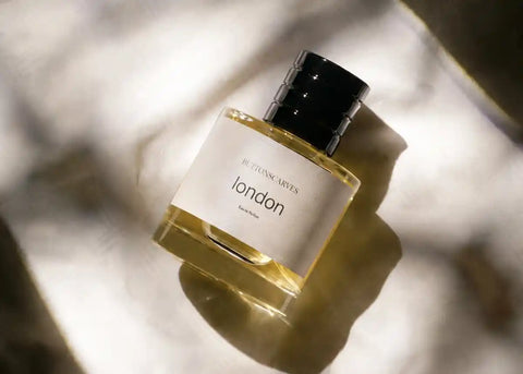 Parfum Wanita Wangi Floral Fruity