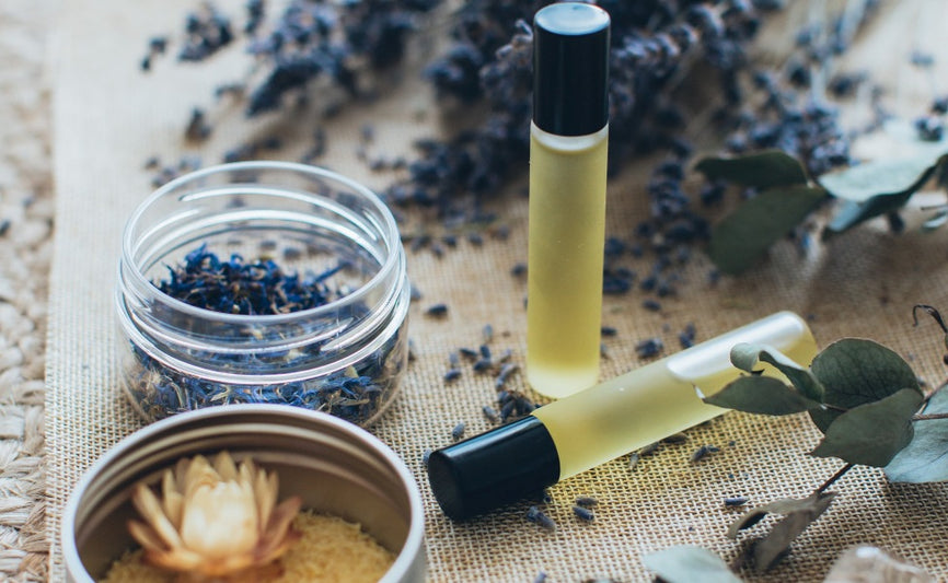 Sejarah Parfum di Dunia Asal-Usul dan Cara Pembuatannya