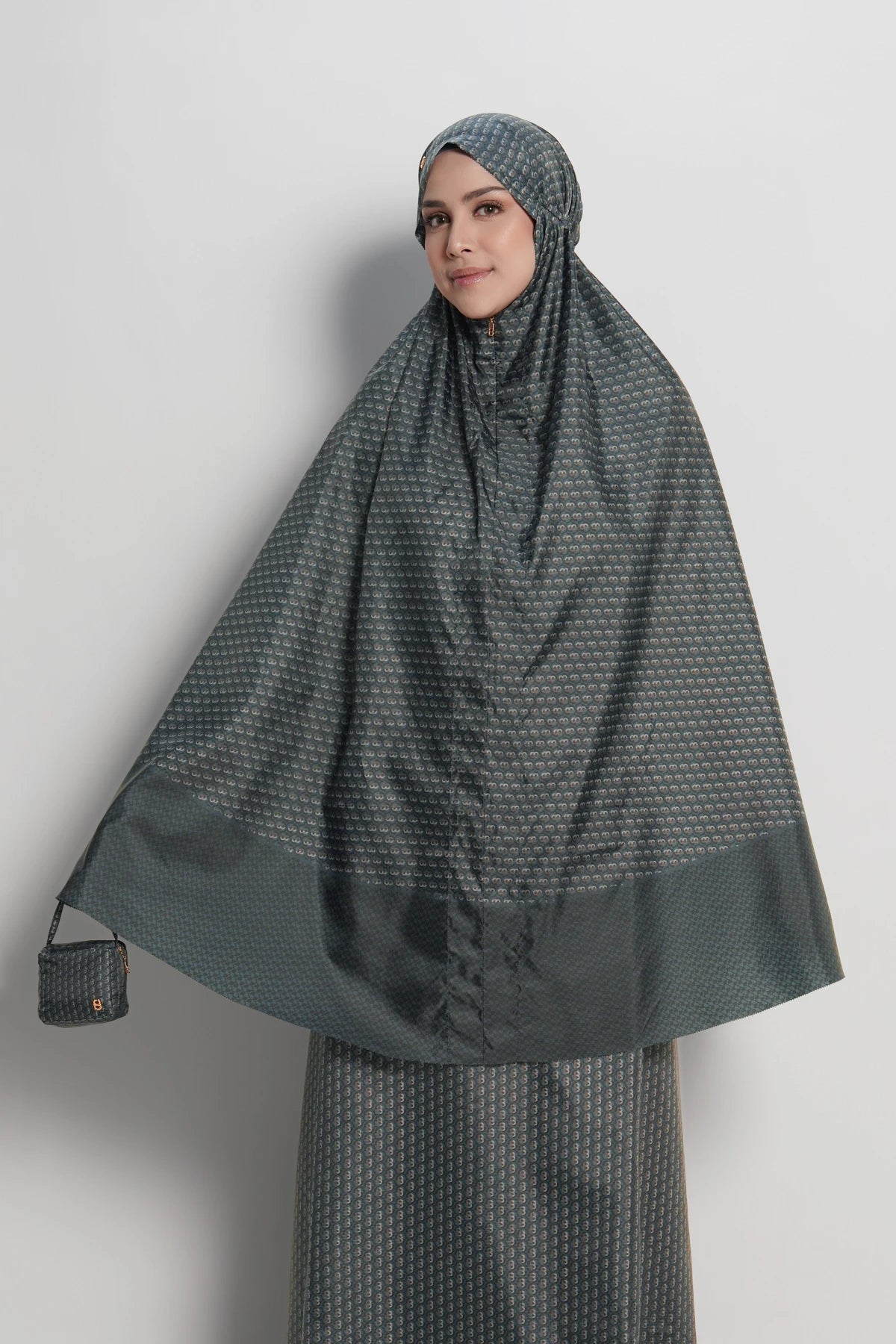 Axis Capsule Prayer Robe - Stratified Sea