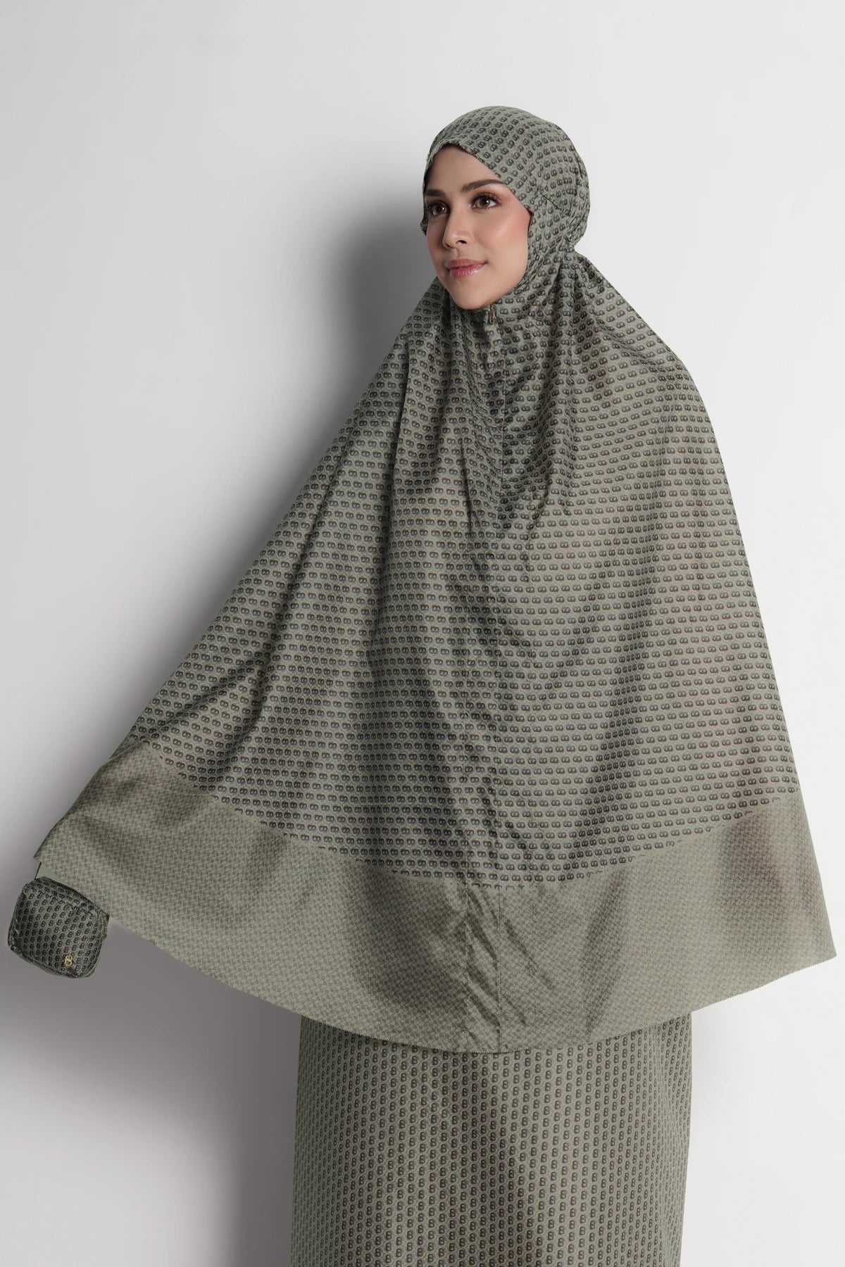 Axis Capsule Prayer Robe - Stone Gray