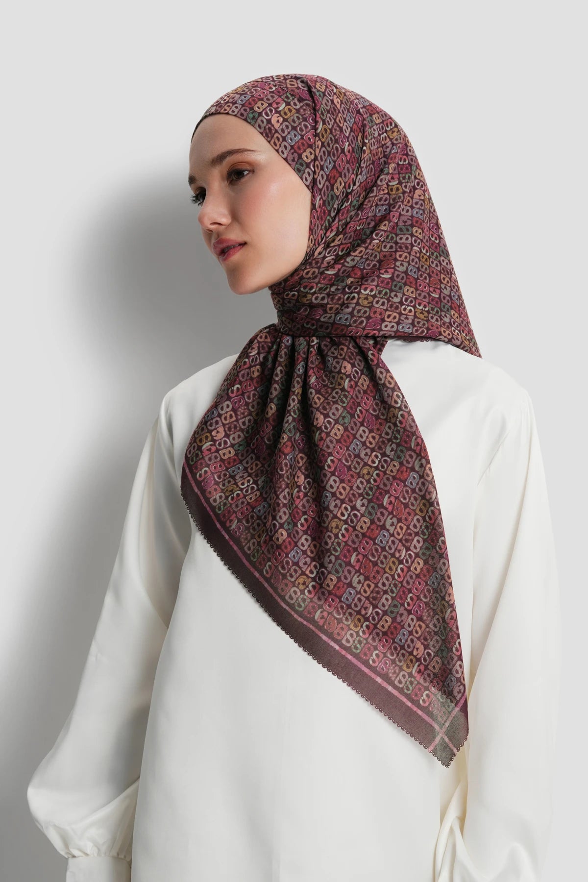 Nagita Tie Back Square - Plum