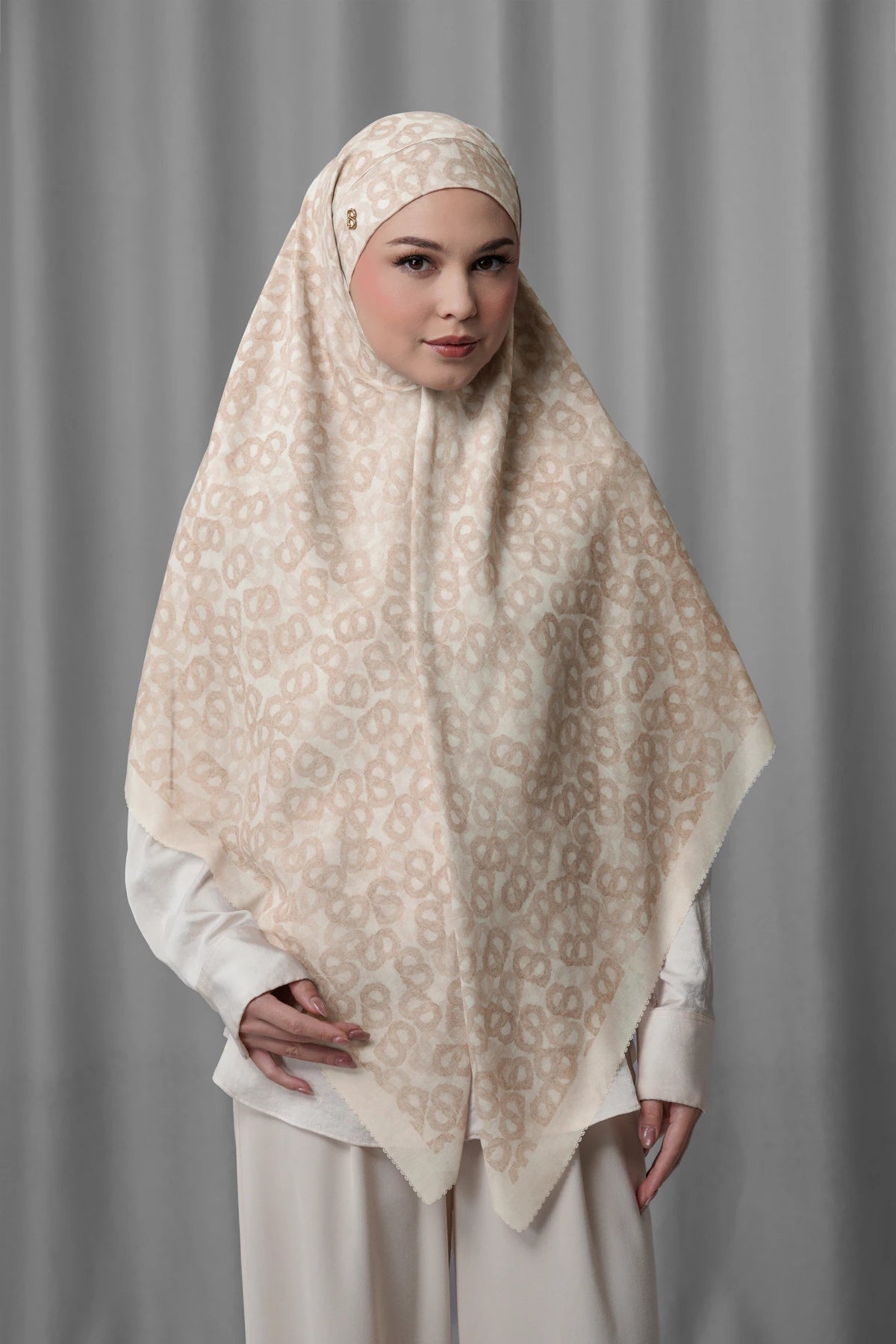 Samla de Fleur Tie Back Square - Gray Morn