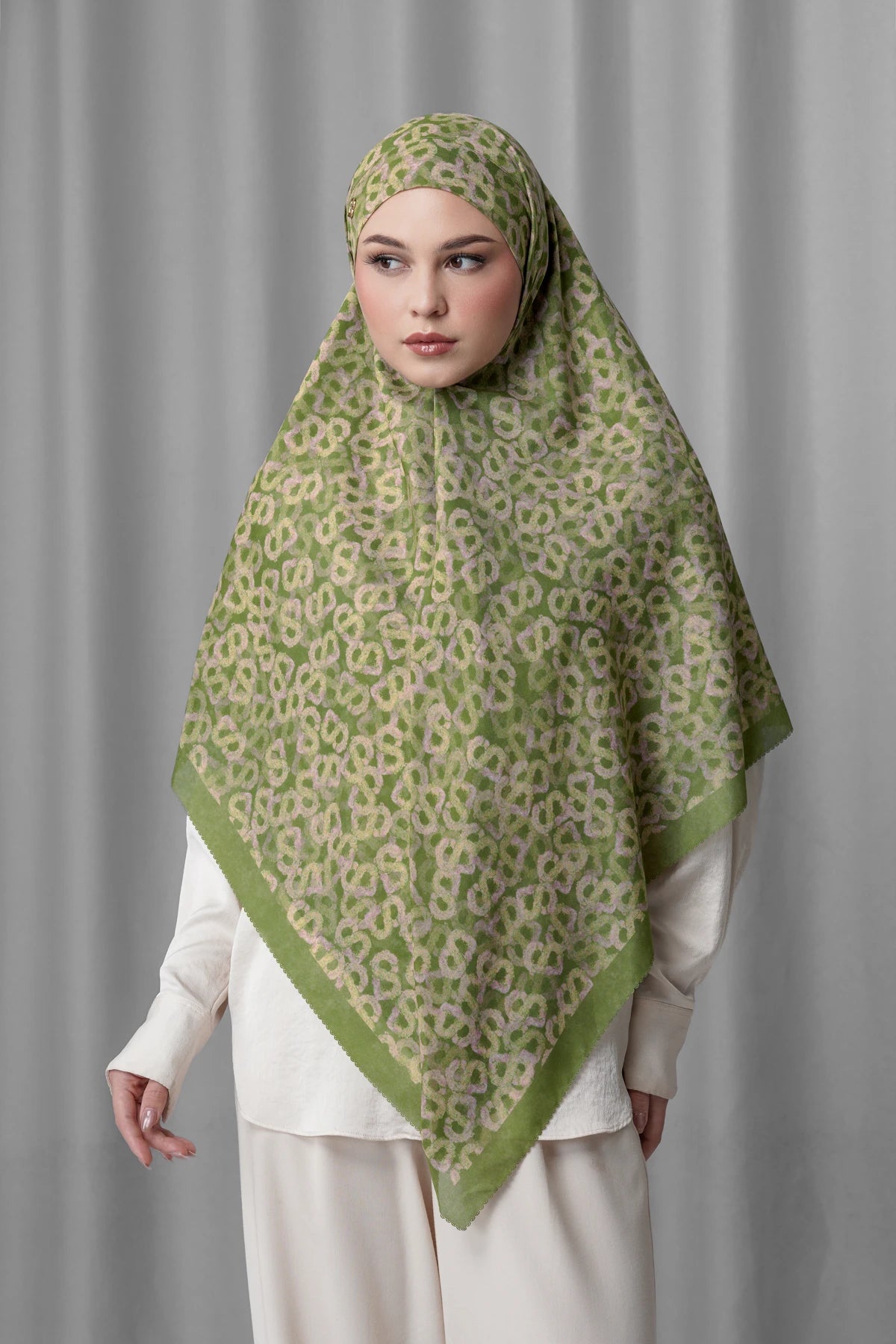Samla de Fleur Tie Back Square - Olive Branch