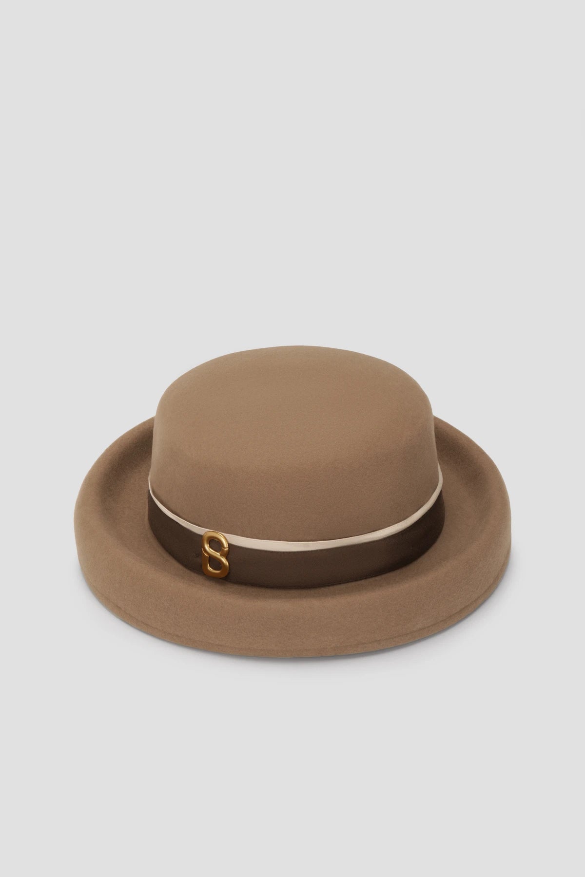 vera hat in mocha by buttonscarves 