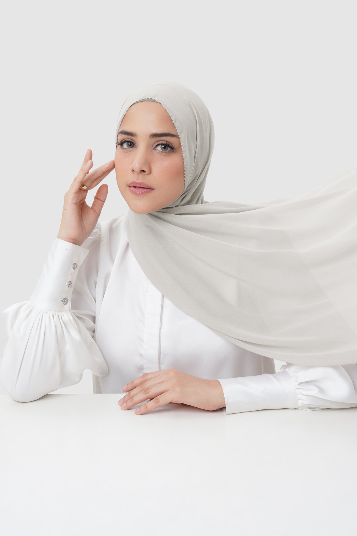 Everyday Twill Shawl - Silver Cloud