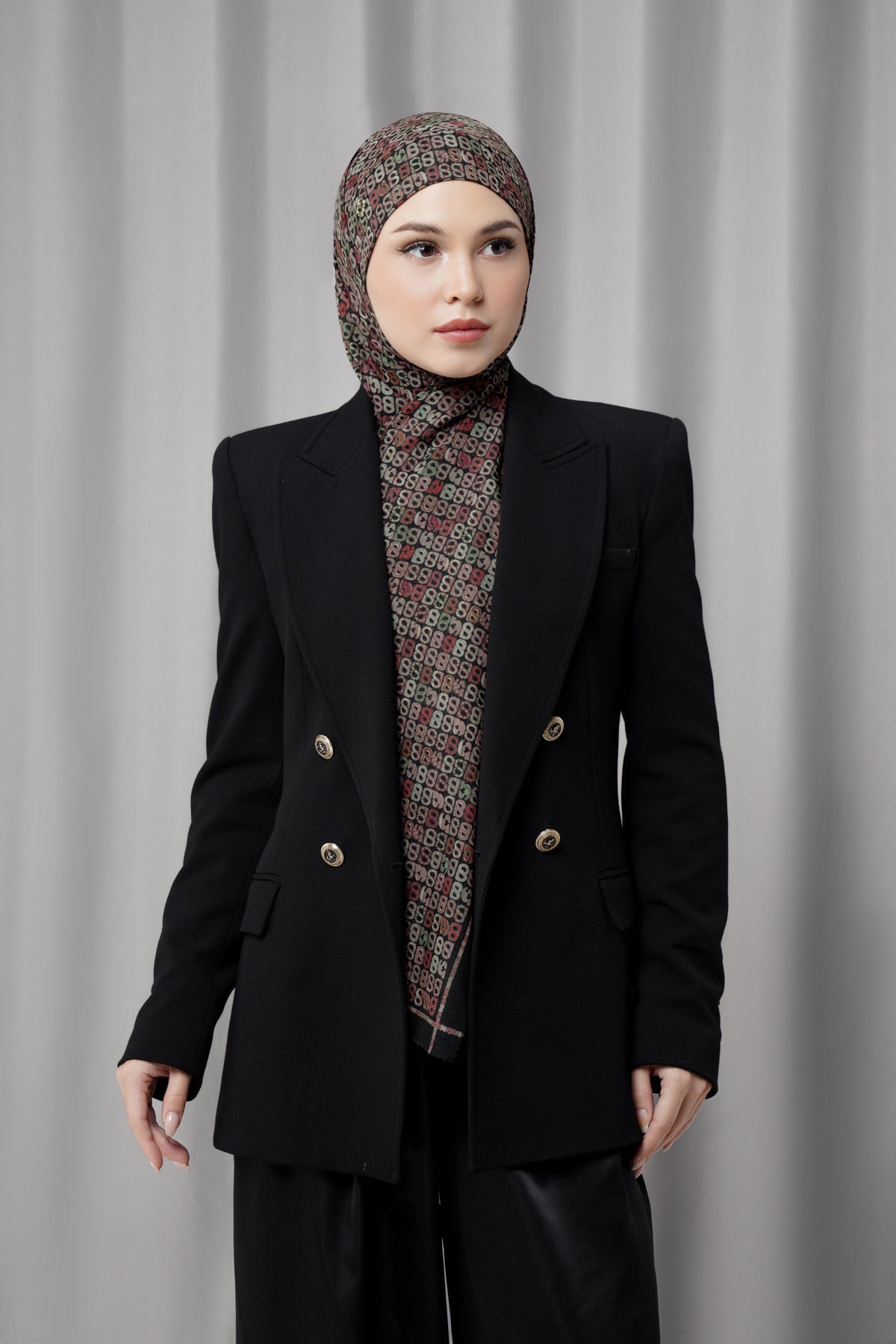 Nagita Tie Back Square - Noir