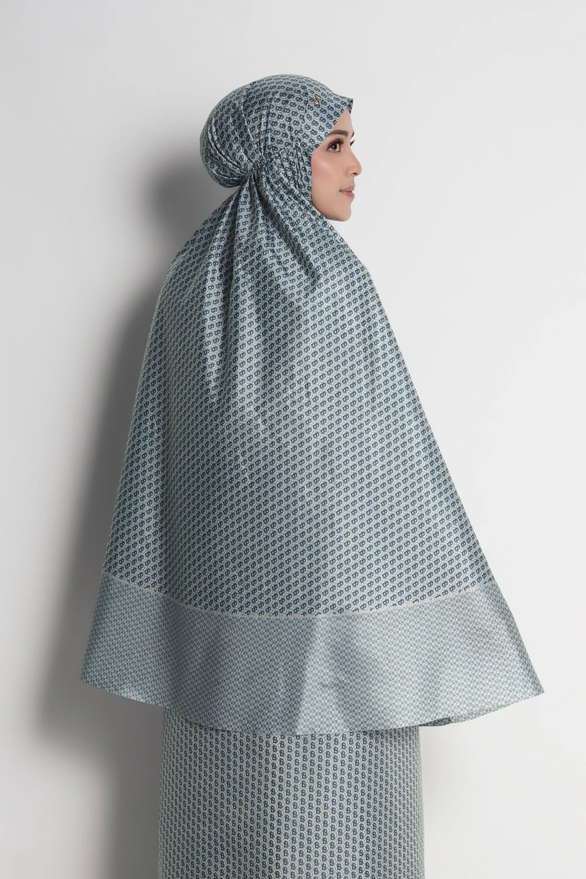 Axis Capsule Prayer Robe - Flint Stone