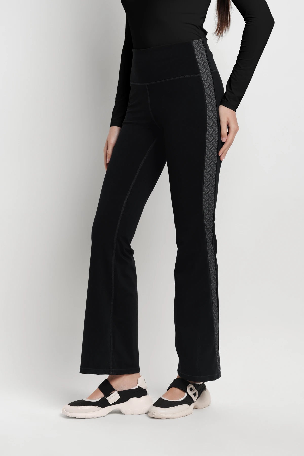 Bimu High-Waisted Flare - Black