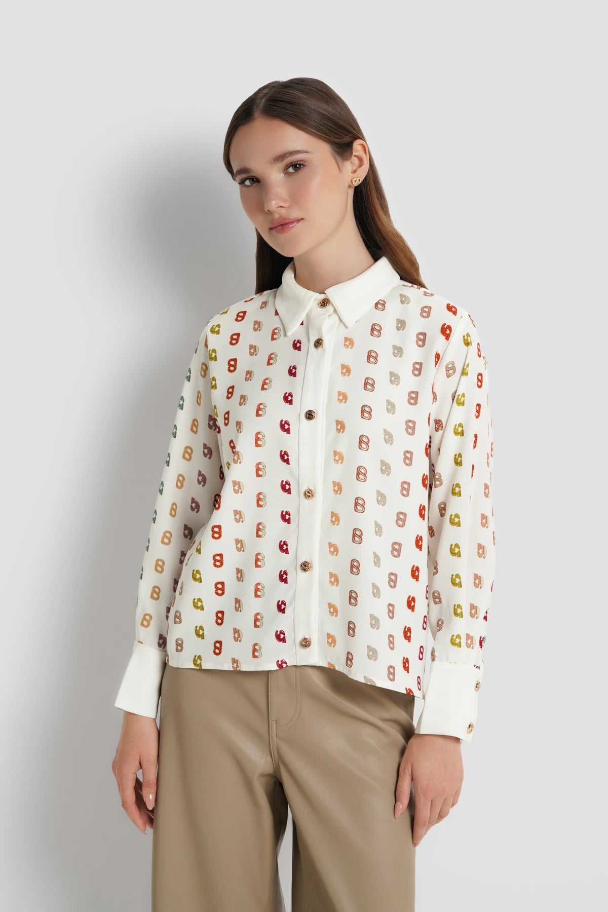 nagita crop shirt in white by buttonscarves front view
