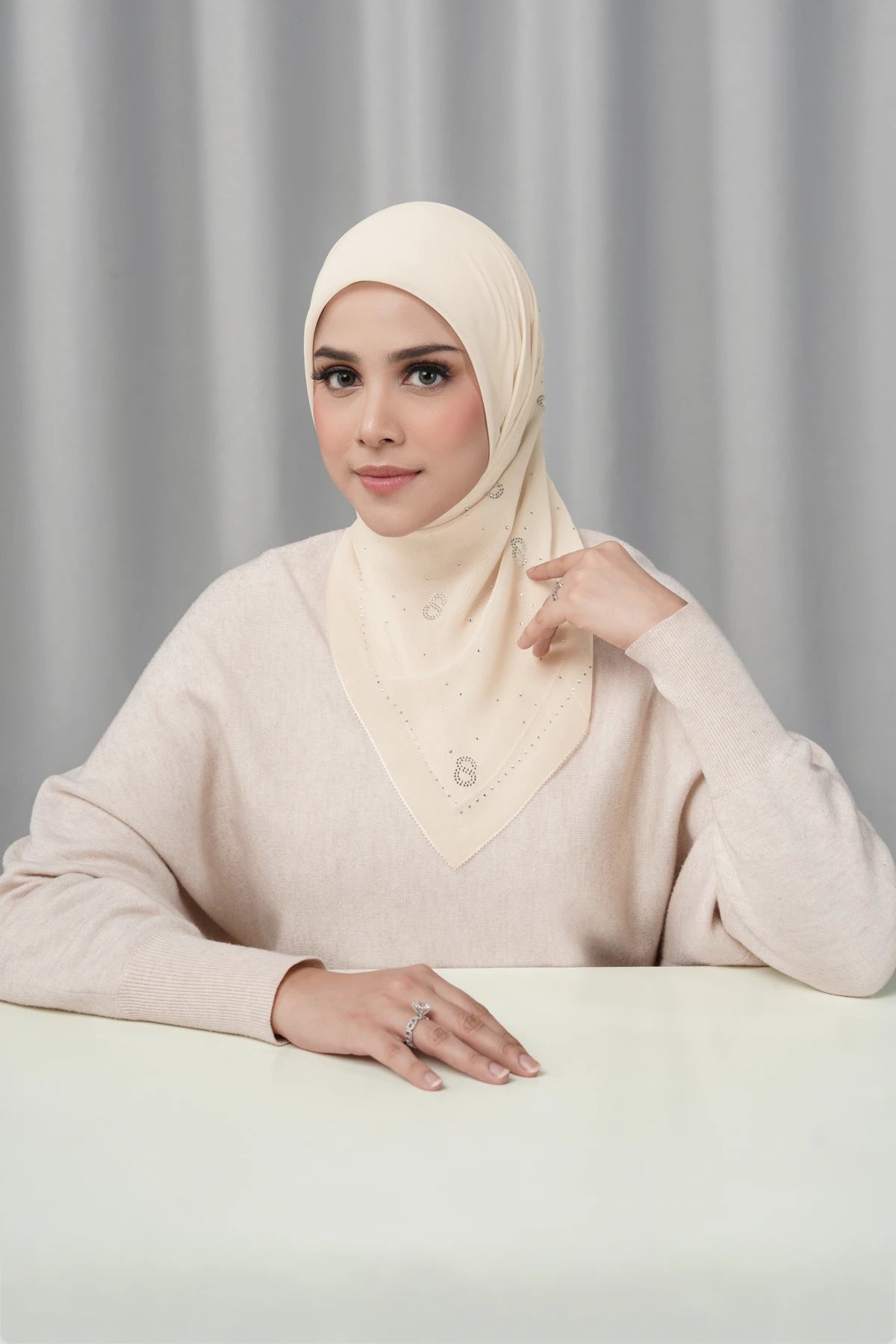 Everyday Glam Scarf - Vanilla