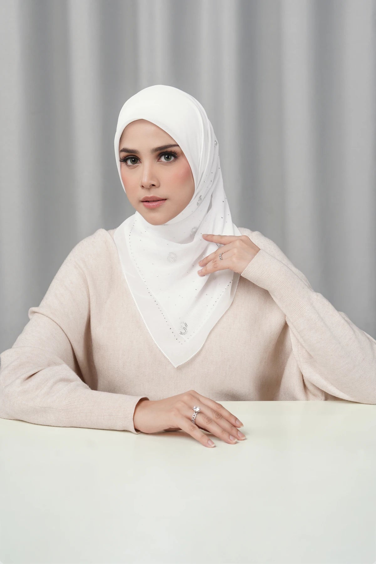 Everyday Glam Scarf - White
