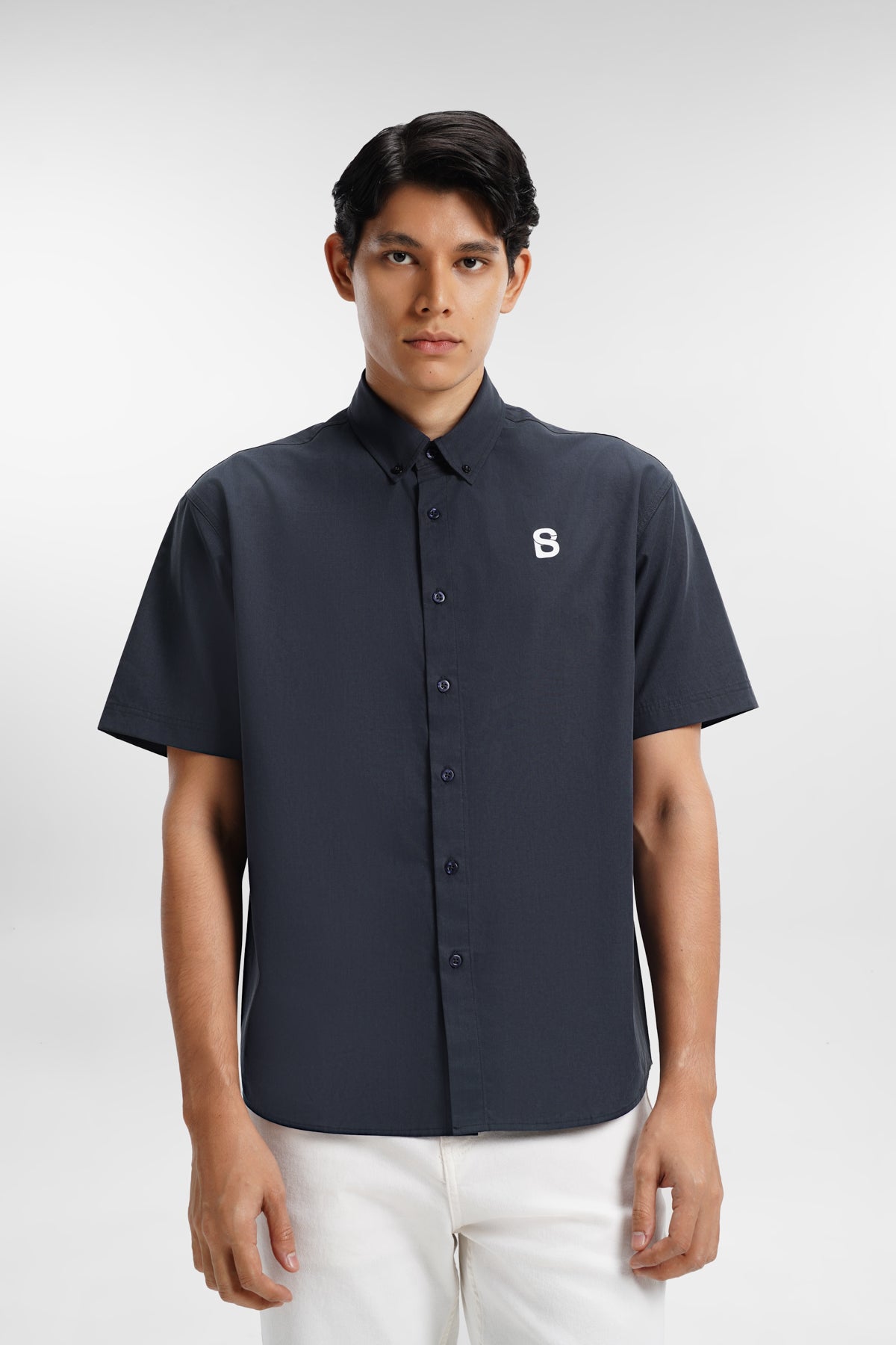 everyday men short sleeve shirt in blue by buttonscarves front view