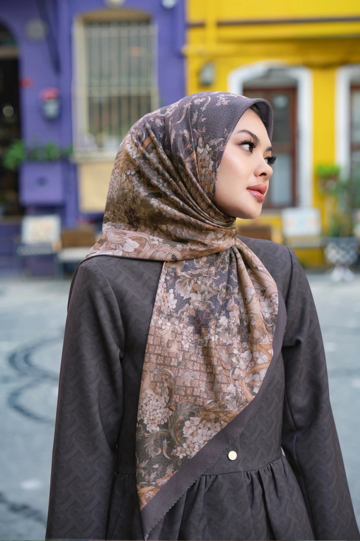 istanbul printed square scarf in kahve by buttonscarves style look
