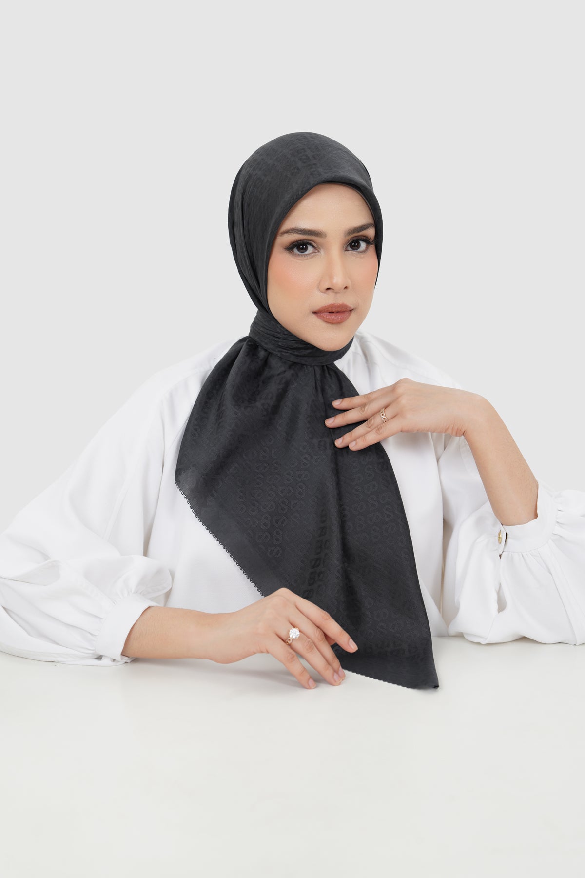 Everyday Tapis Embossed 2.0 - Black Onyx