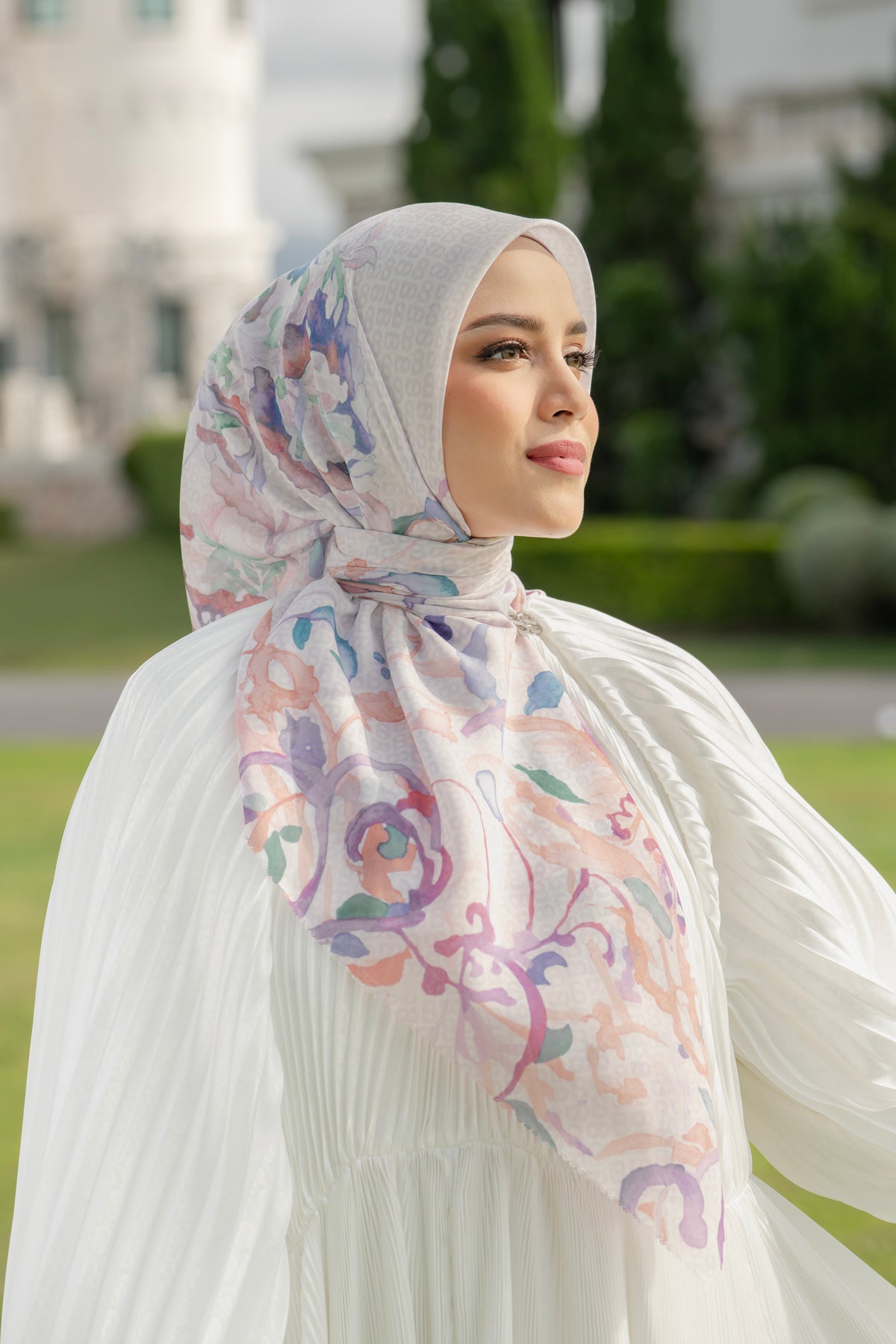 Velmora Square - Canvas