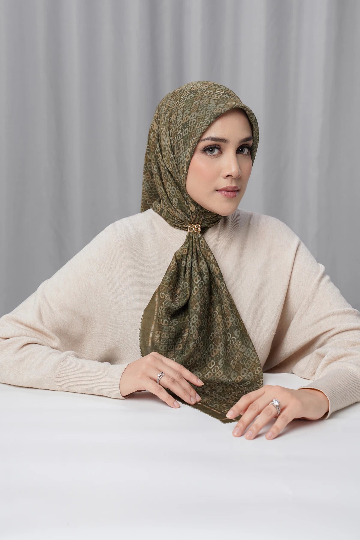 Nagita Square - Olive