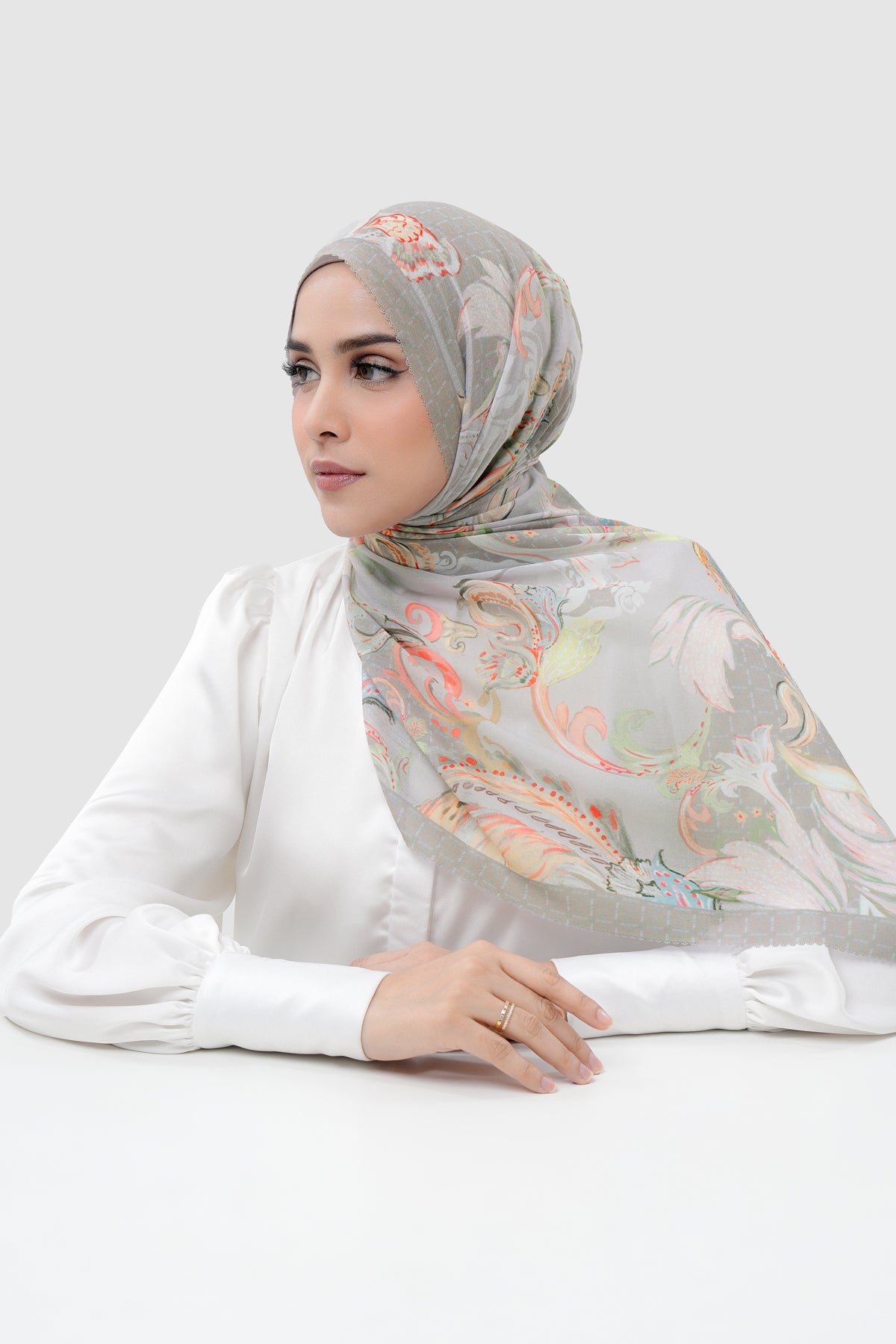 Autograph 3.0 Voile Shawl - Clay