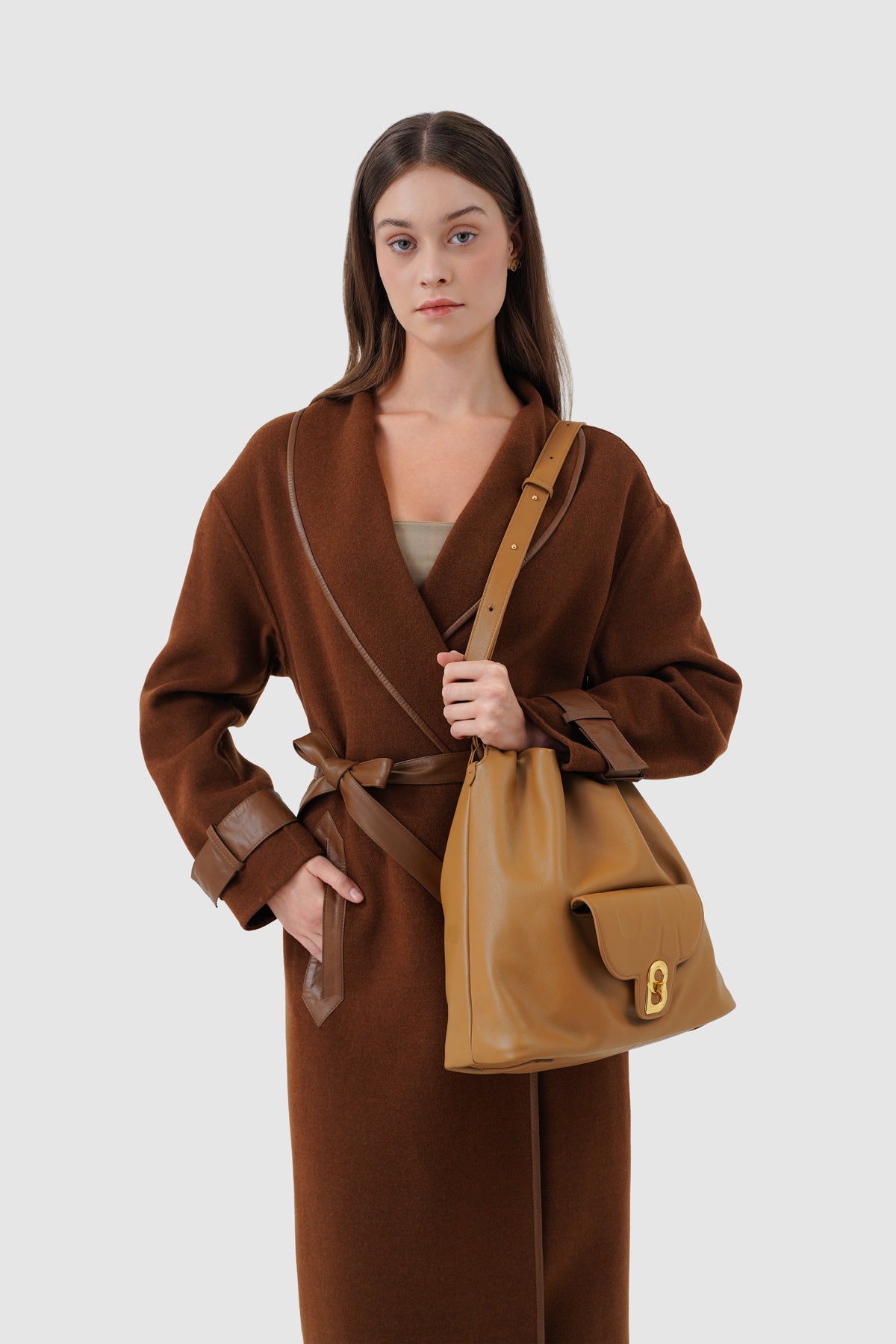 Alma Hobo Bag - Brown