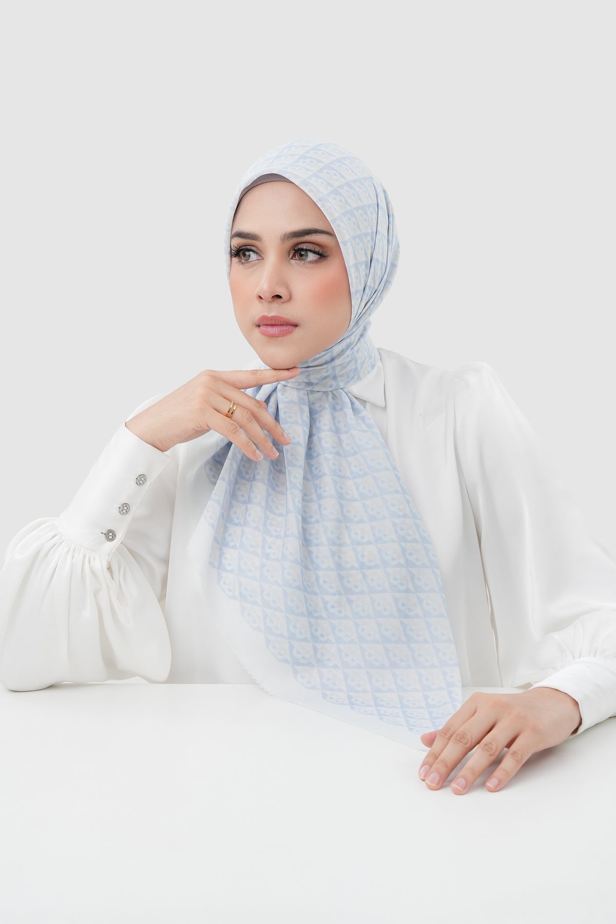 Prism Square - Macaroon