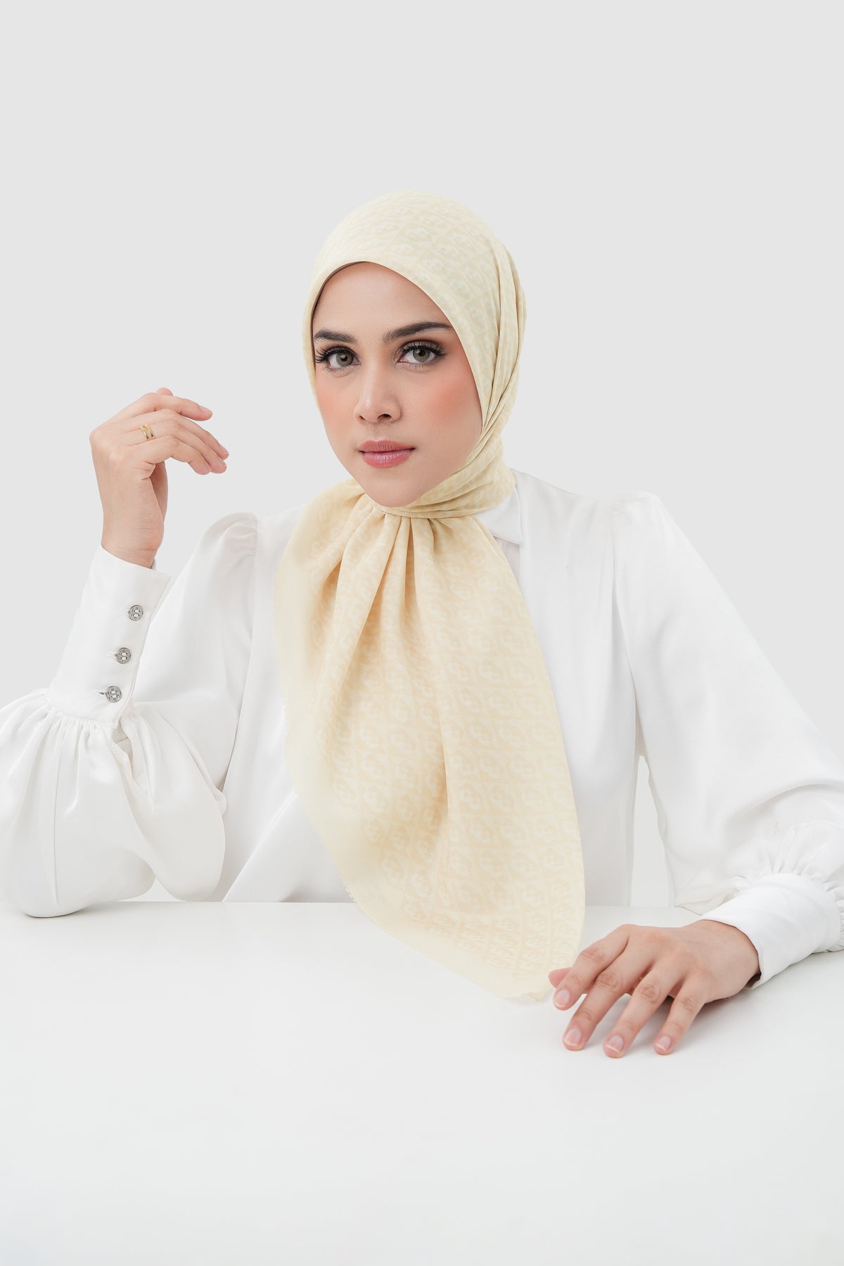 Prism Square - Lemon Drizzle